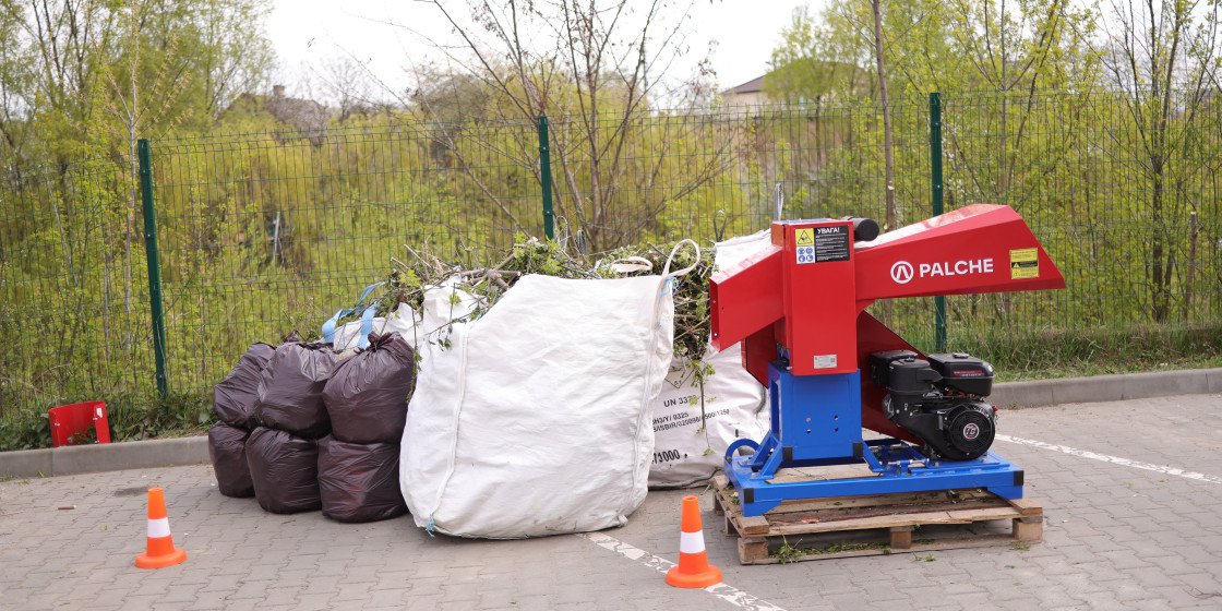 Масштабне прибирання на схилах річки Сапалаївки 