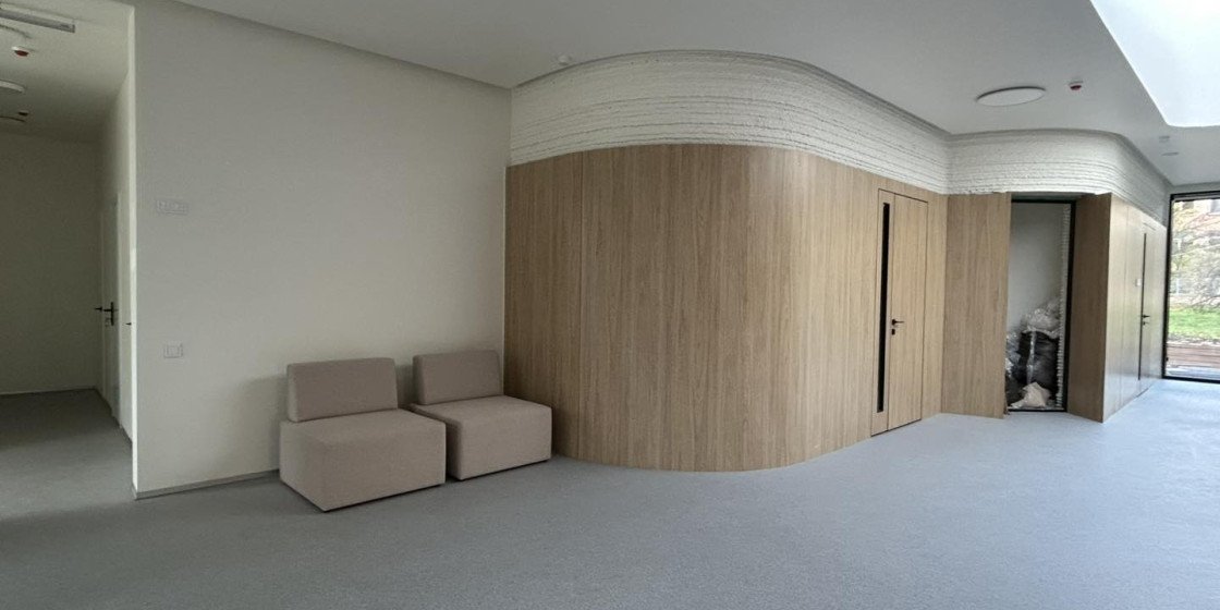 Інтер’єр школи. Фото зі сторінки Любомира Зубача.