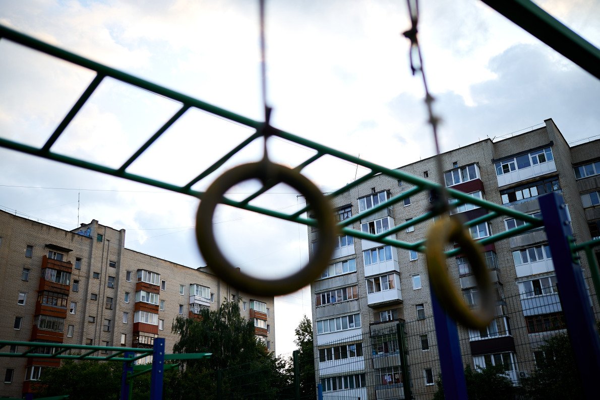 Густонаселені райони міста мають більше шансів отримати спортивний майданчик. Густонаселені райони міста мають більше шансів отримати спортивний майданчик.