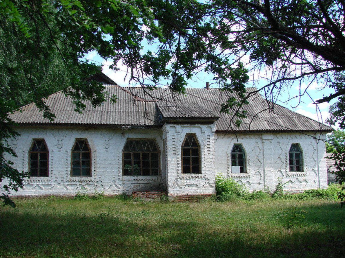 Школа у селі Жабки на Полтавщині. Фото: «Україна Інкогніта». Школа у селі Жабки на Полтавщині. Фото: «Україна Інкогніта».