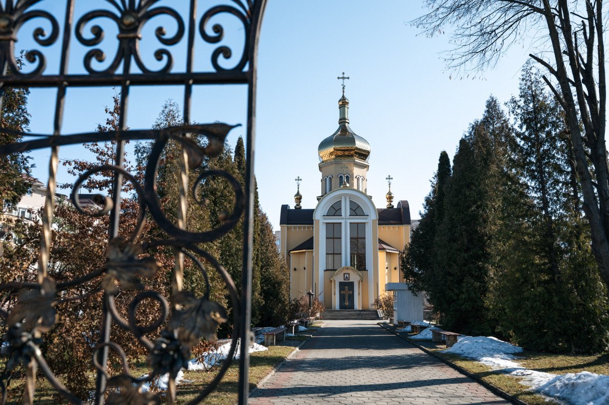 Свято-Миколаївська церква ПЦУ (проспект Відродження, 46, Луцьк).