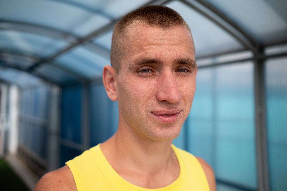 Микола Луговий під час тренування на стадіоні в Луцьку. Микола Луговий під час тренування на стадіоні в Луцьку.