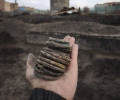 знайдені прикраси