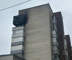 Пошкоджений балкон квартири
