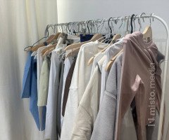 барахолка благодійність одяг