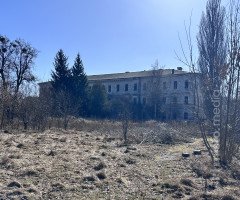 Територія на Володимирській, 1.