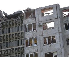 Пошкоджений внаслідок російської атаки будинок.