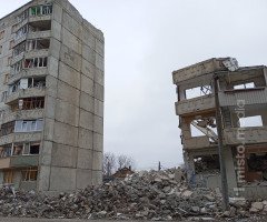 пошкоджений будинок