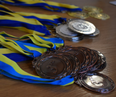 Медалі