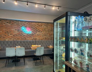 Дизайн та інтер’єр кав’ярні. Фото: Юлія Бродська. 