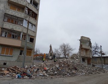 Завершити роботи мають до кінця грудня. Фото: Любов Чапко.