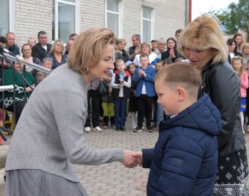 Нагородження Захара у школі. Джерело: фейсбук Івана Рудницького