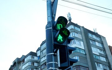 Луцькі світлофори обладнають акумуляторами для безперебійної роботи