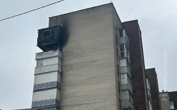 Пошкоджений балкон квартири