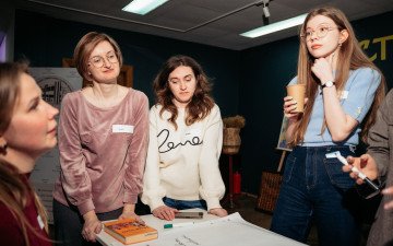 учасниці книжкового клубу