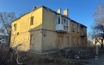 пошкоджений будинок