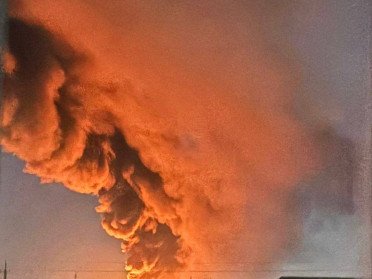 пожежа у Луцьку через шахеди стовп диму