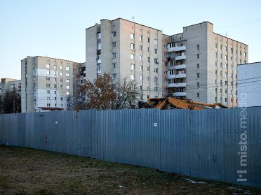 територія паркан будівництво