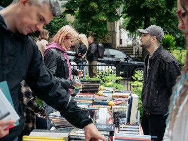 книги література збір
