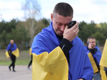 звільнений віськовополонений