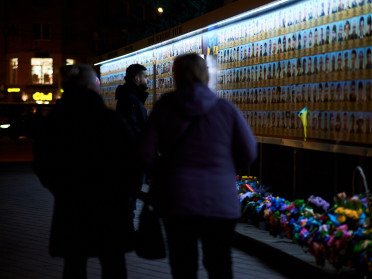 В Україні випустили гайд із сучасного вшанування пам’яті полеглих героїв