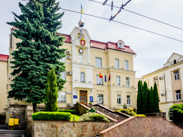 Як депутати Луцької міськради відвідують засідання