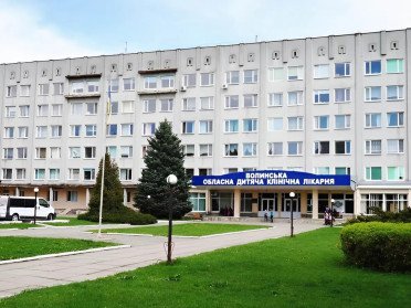 будівля лікарня фасад