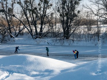 лід люди сніг