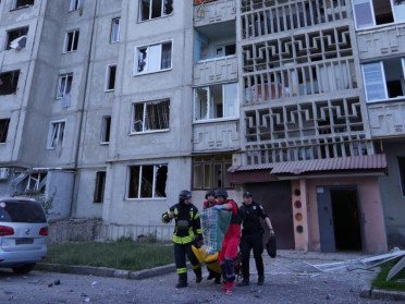 пошкоджена багатоповерхівка у Луцьку