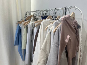 барахолка благодійність одяг