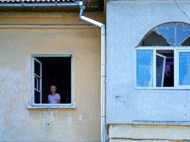 Вибух під моїм вікном. Як оговтуються від нічного обстрілу в Луцьку