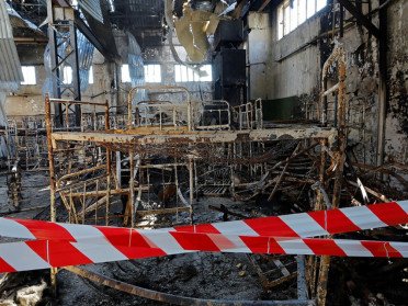 Барак в Оленівці після теракту