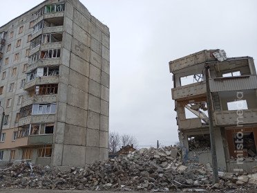 пошкоджений будинок