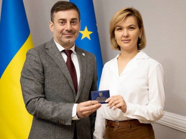 предстаниця офіс омбудсмана