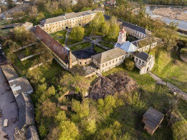 В Олиці запланували купити вісім електросамокатів. Олика