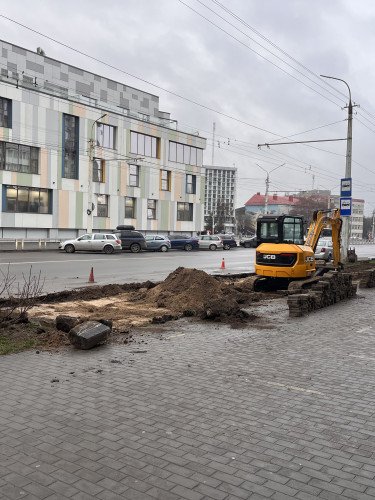 Навпроти РЦ «Промінь» з’явиться нова парковка