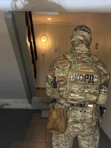 обшук підприємство працівники