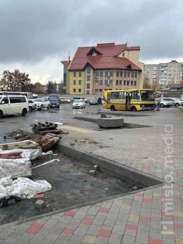 платформи луцька автостанція