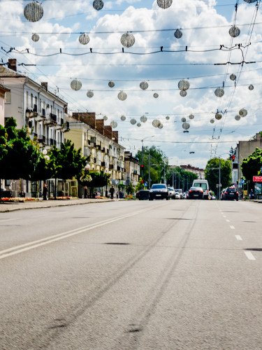вулиця у місті без автомобілів