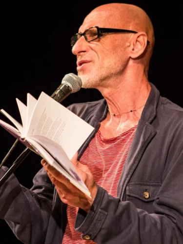 Юрій Іздрик.