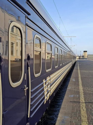 Через Луцьк запустили новий потяг на Львів. поїзд
