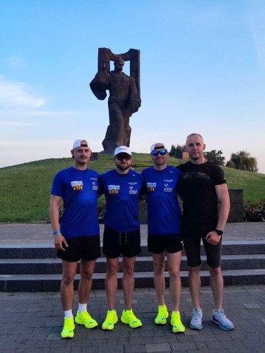 спортсмени пам'ятник Тарас Шевченко