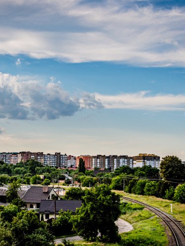 місто