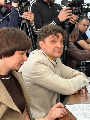 Роман Бондарук.