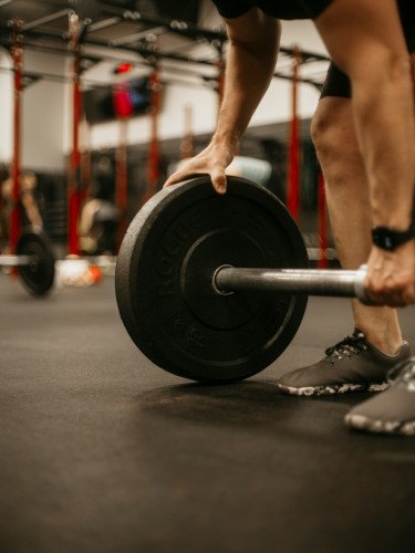 На Волині організували фестиваль «Крижана Міць». штанга