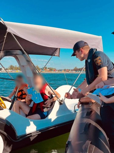 Безпека на воді поліція безпека озеро