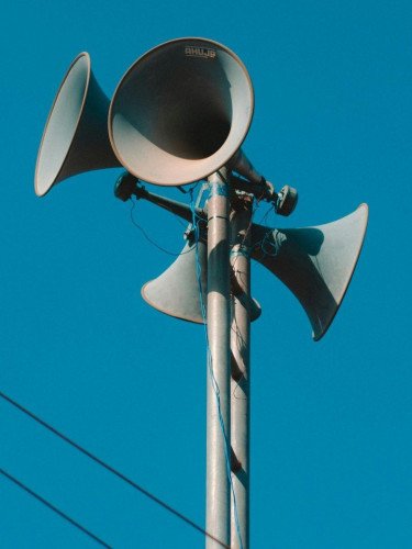 Гучномовці система оповіщення гучномовці