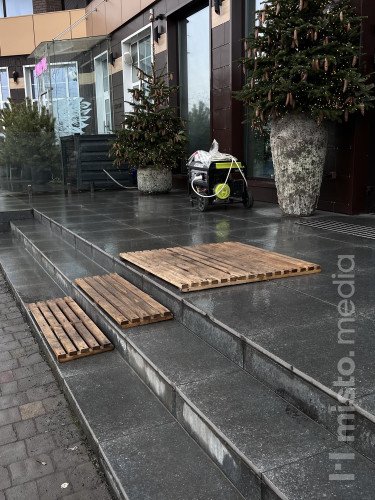 вулиця Луцька.