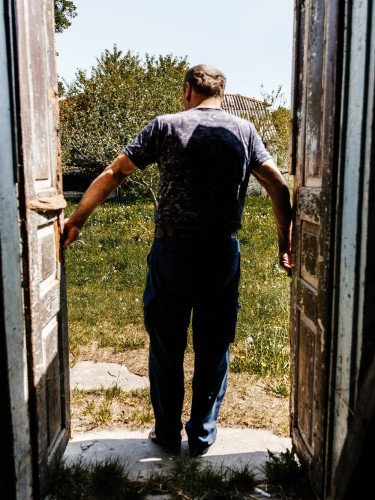 На кому виросли яблуні. Історія з місця, що раніше було катівнею На кому виросли яблуні. Історія з місця, що раніше було катівнею