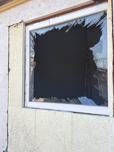 В уламках скла та з запахом гару район Луцька оговтується після масованої атаки росіян